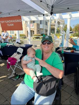 Elaine and her granddaughter Ella at the ALS United Jersey Shore Walk in 2025